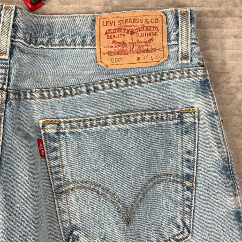 Levis 560 Comfort Fit Jeans 34x34 Light Wash‎ Blue Denim Tapered Leg 005604891